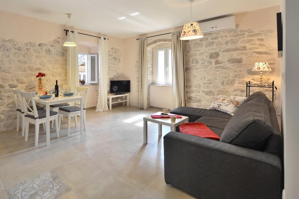 Apartament House Riva Supetar Pokój zdjęcie