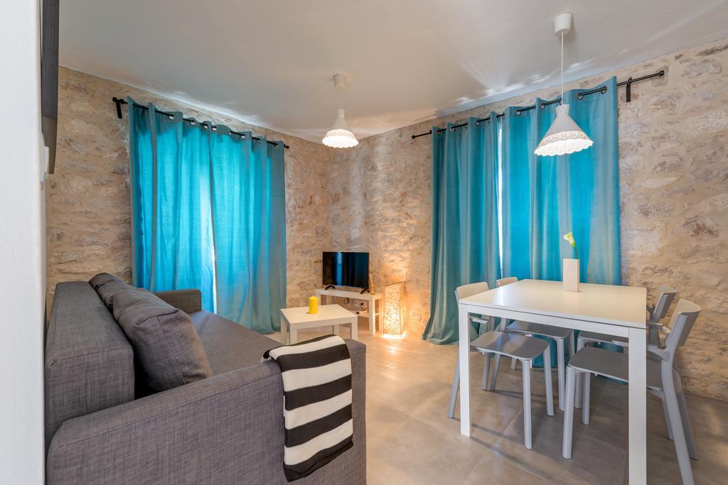 Apartament House Riva Supetar Zewnętrze zdjęcie